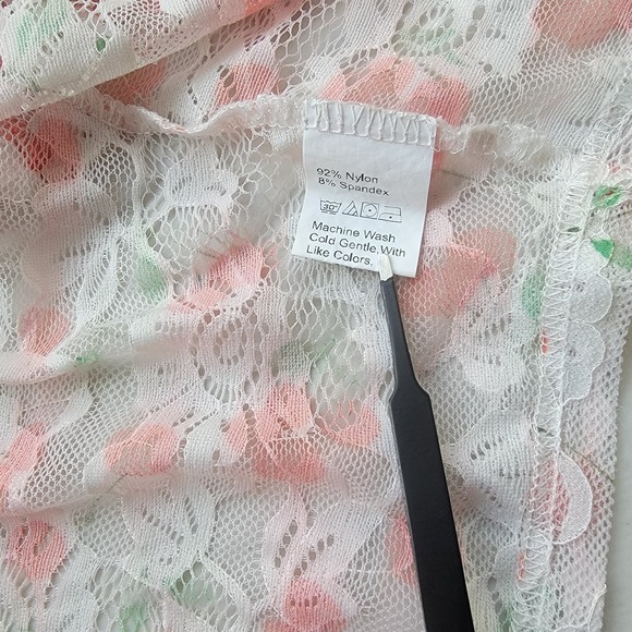 Women's Size Small Coquette Y2K Kawaii Crop Top  Sheer Lacey Floral Button Up - Picture 4 of 5